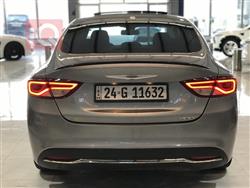 کرایسلەر 200